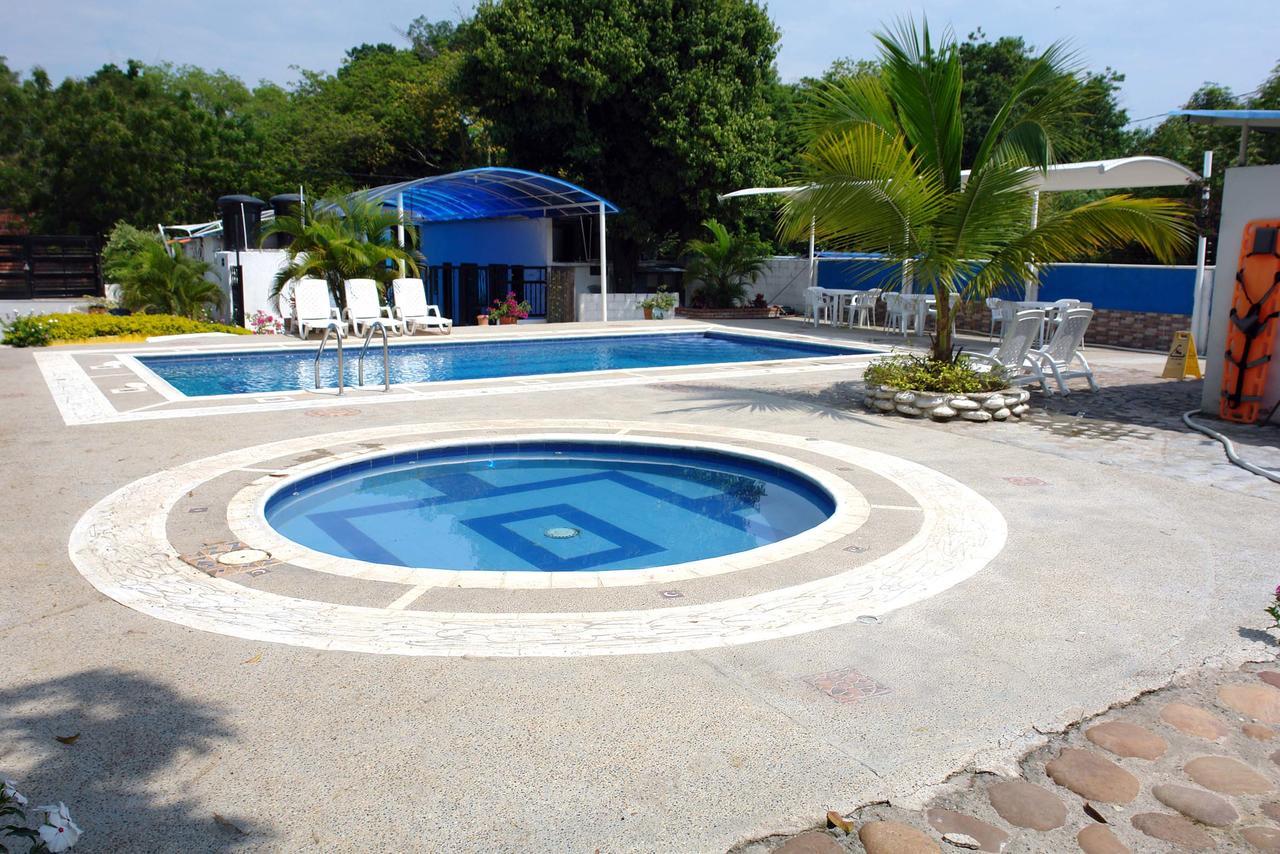 Hostal El Ruby Villavieja Bagian luar foto
