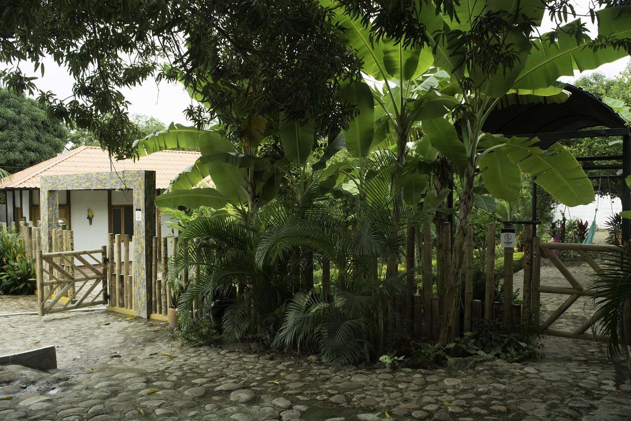 Hostal El Ruby Villavieja Bagian luar foto