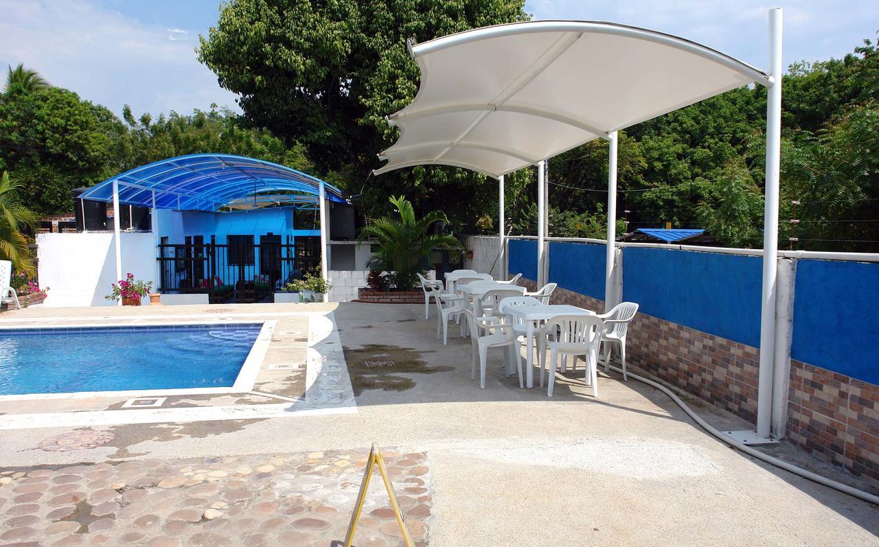 Hostal El Ruby Villavieja Bagian luar foto