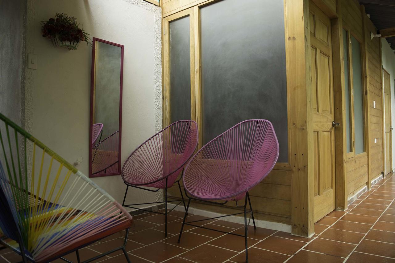 Hostal El Ruby Villavieja Bagian luar foto